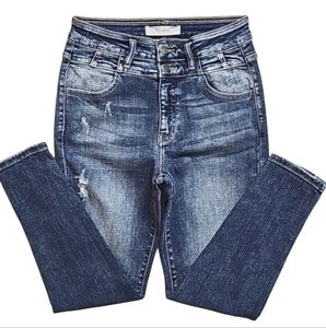 💥KanCan Curvy Stretch Distressed Highrise Jeans. Women's Size: W28x26L.